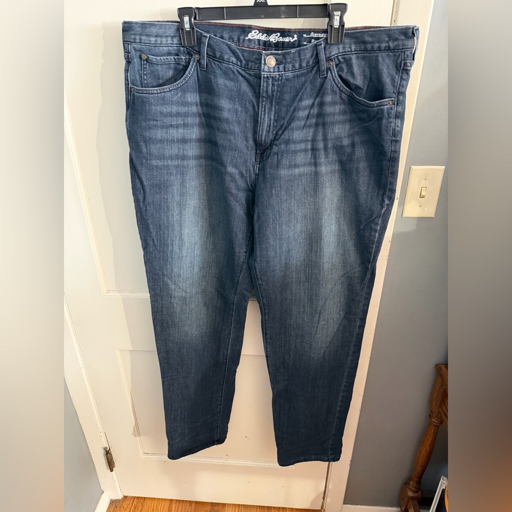 2 pair of women’s Eddie Bauer Insulated jeans. One blue one gray both size 20T